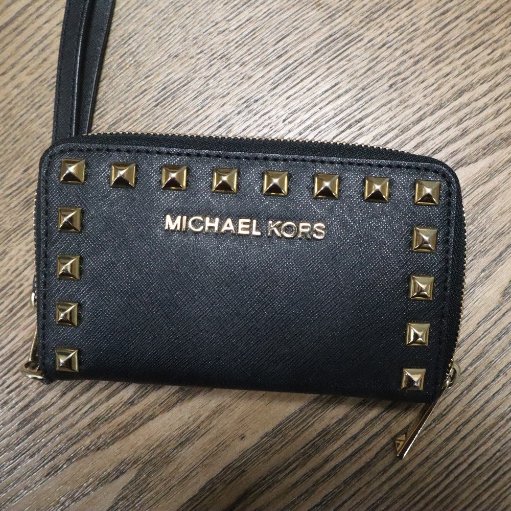 Michael Kors Wristlet